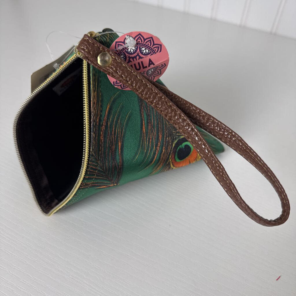 WRISTLET HANDBAG