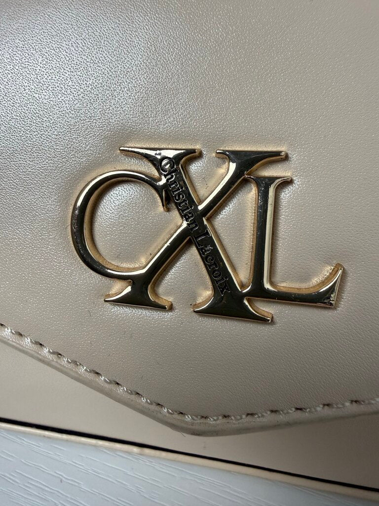 LEATHER CLUTCH