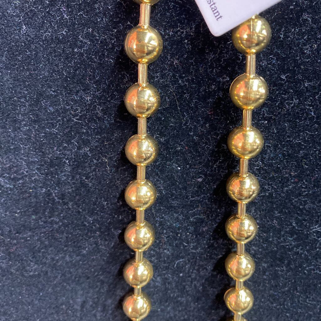 GOLD NECKLACE