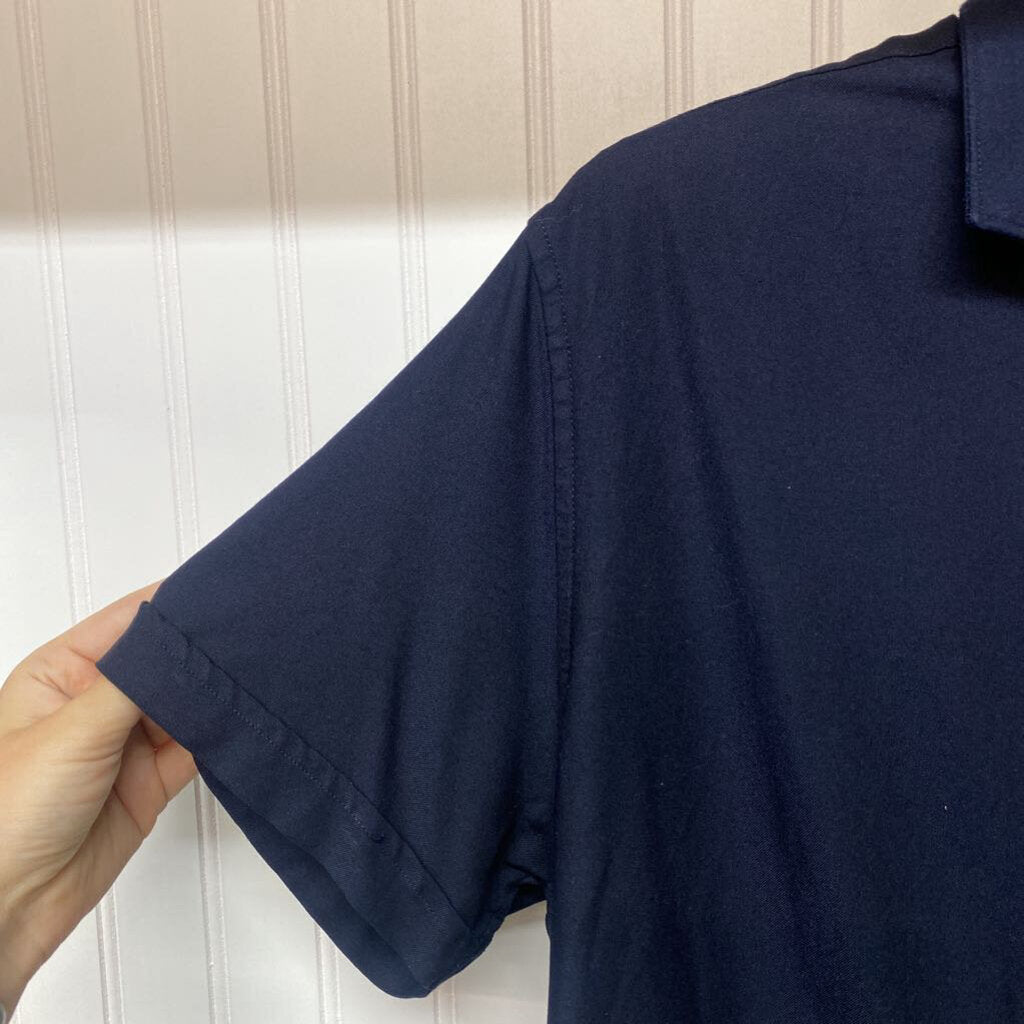 POCKET BUTTON DOWN