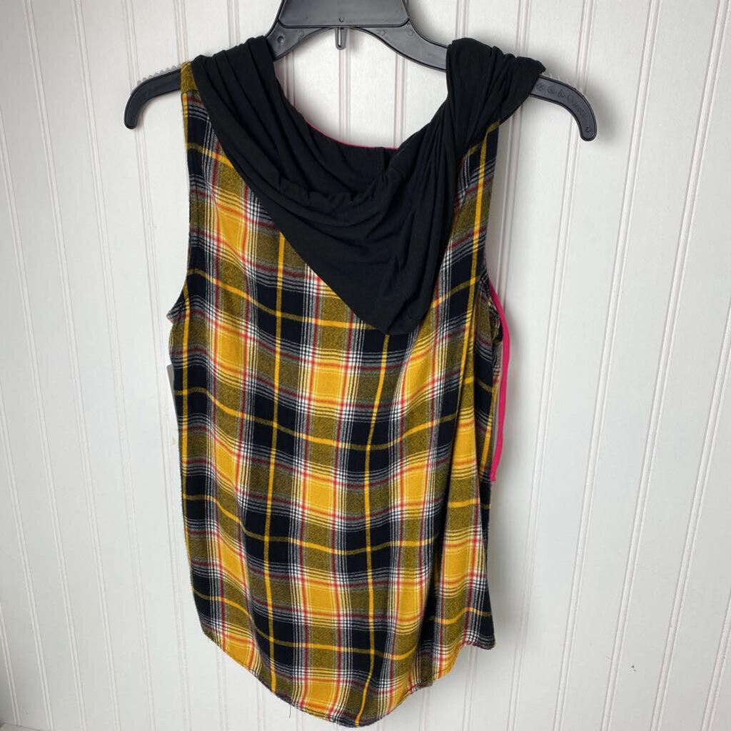 HOODED SLEEVELESS TOP