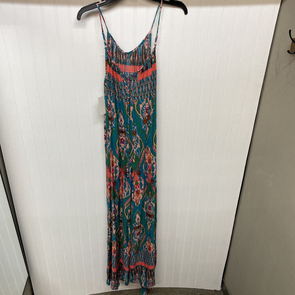 SLEEVELESS JUMPER