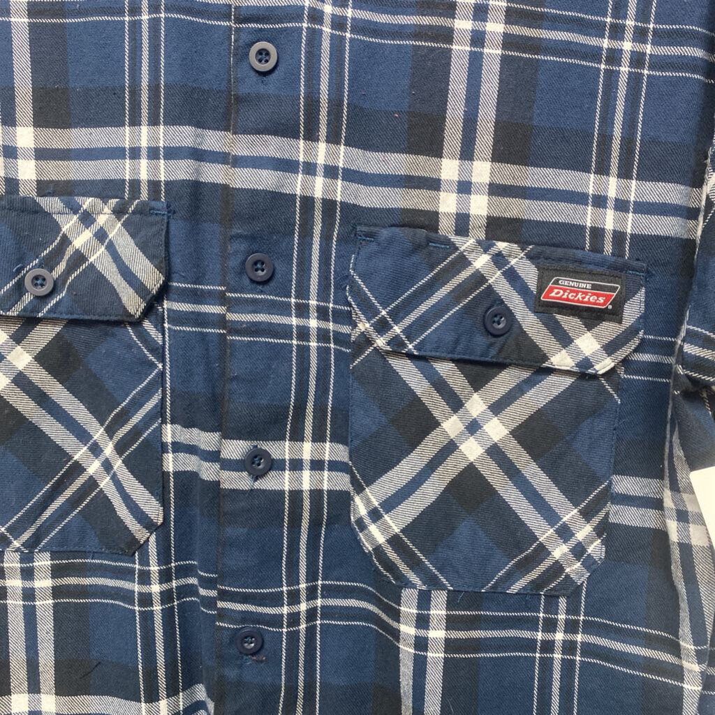 BLUE PLAID BUTTON DOWN