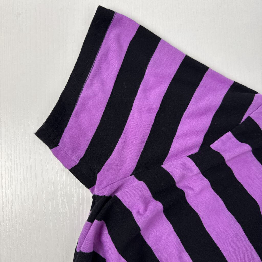BLK & PURPLE SHORT SLEEVED