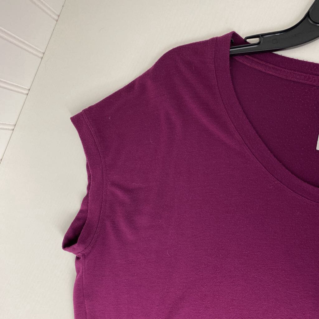 SHORT SLEEVED TEE