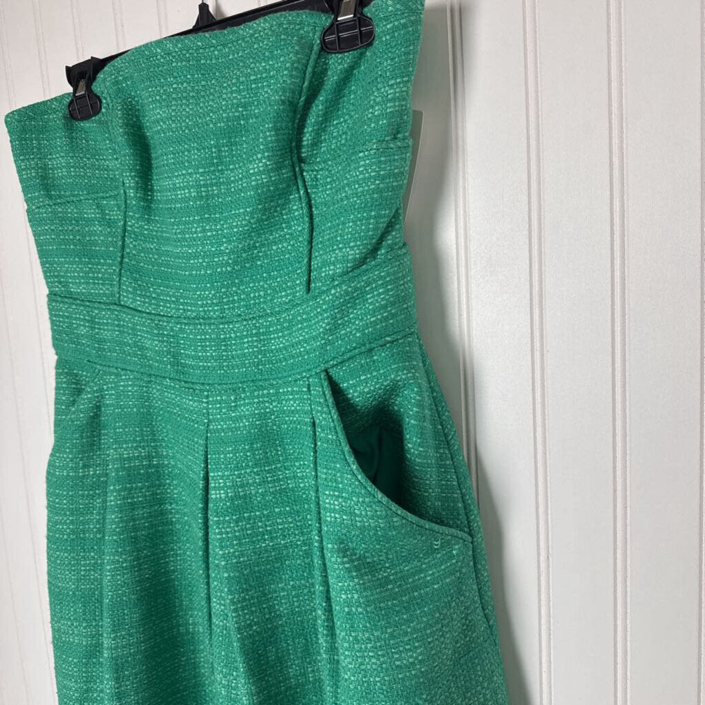 SLEEVELESS SHORT DRESS