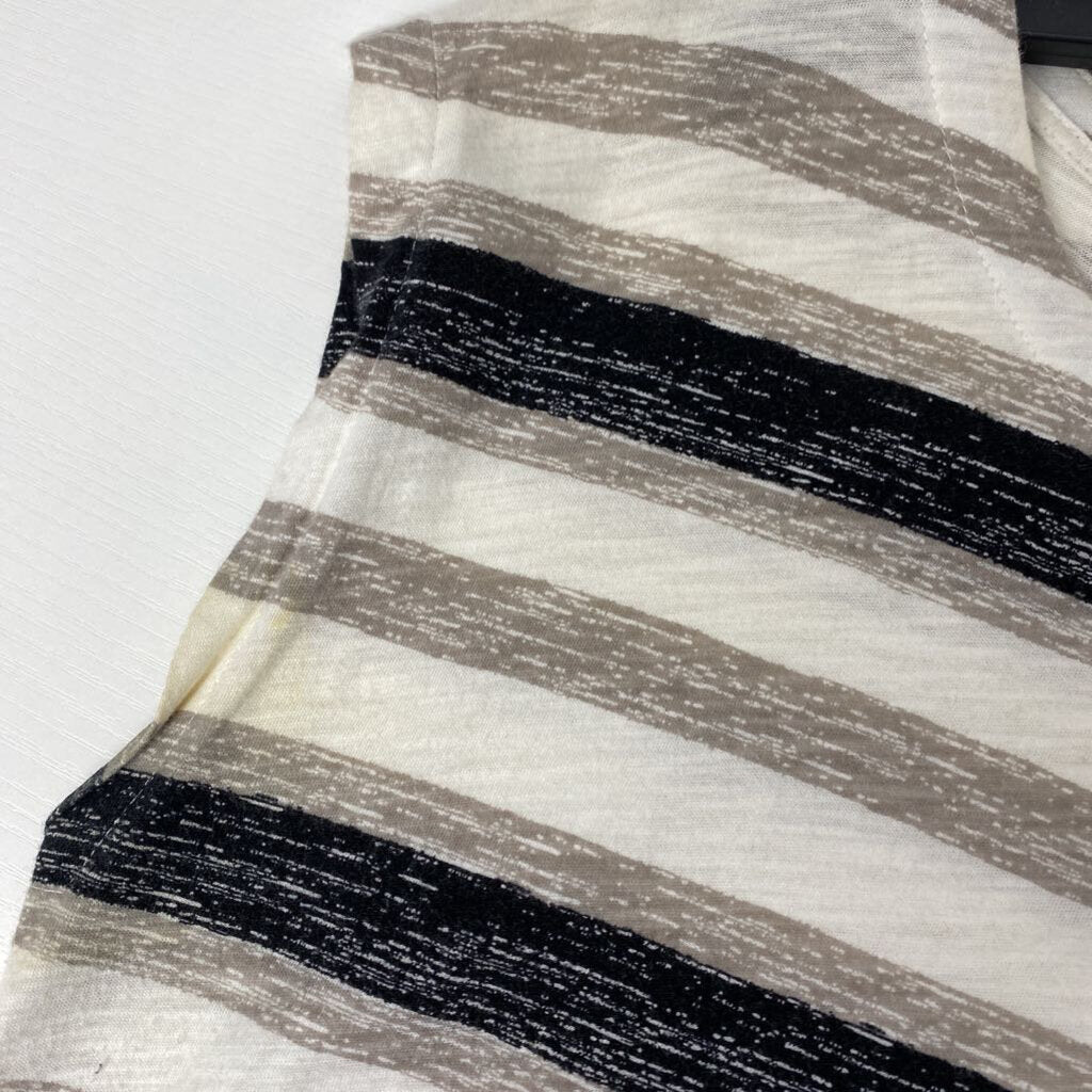 STRIPED SLEEVELESS TOP
