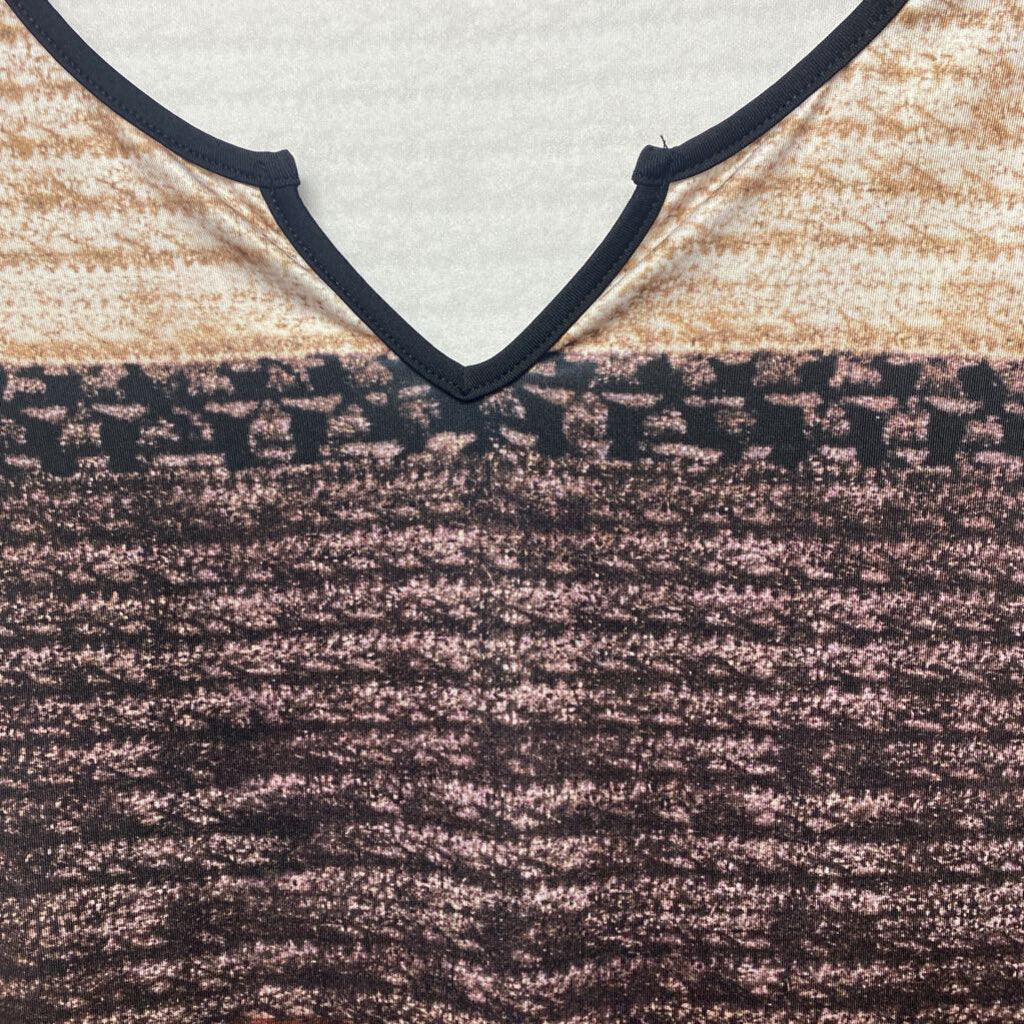 LONG SLEEVE V NECK TOP