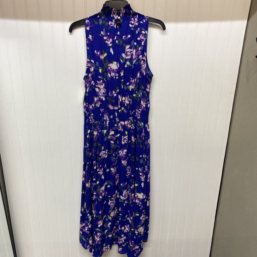 SLEEVLESS LONG DRESS