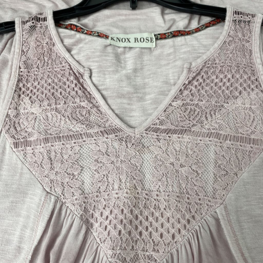 LACE EMBELLISHED TANK TOP