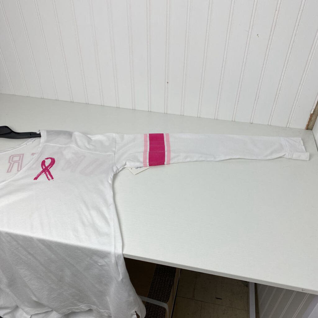 LONG SLEEVE V NECK TEE