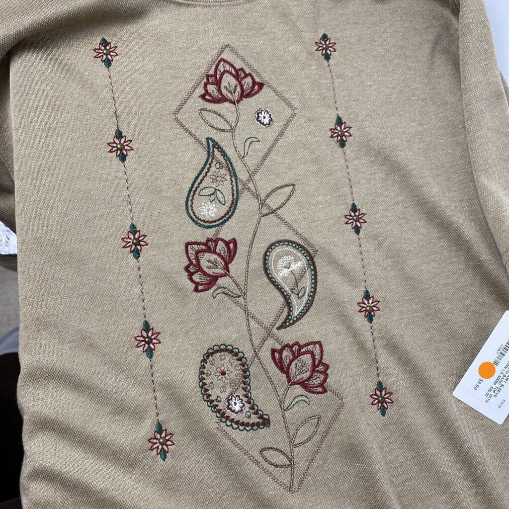 BASIC TOP WITH DESIGN