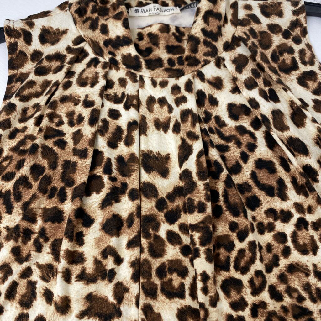 SLEEVELESS TOP