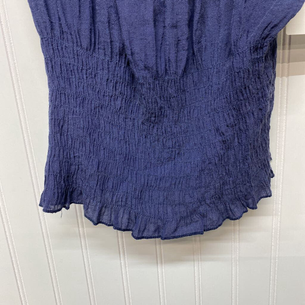 SHORT SLEEVE FLOWY TOP