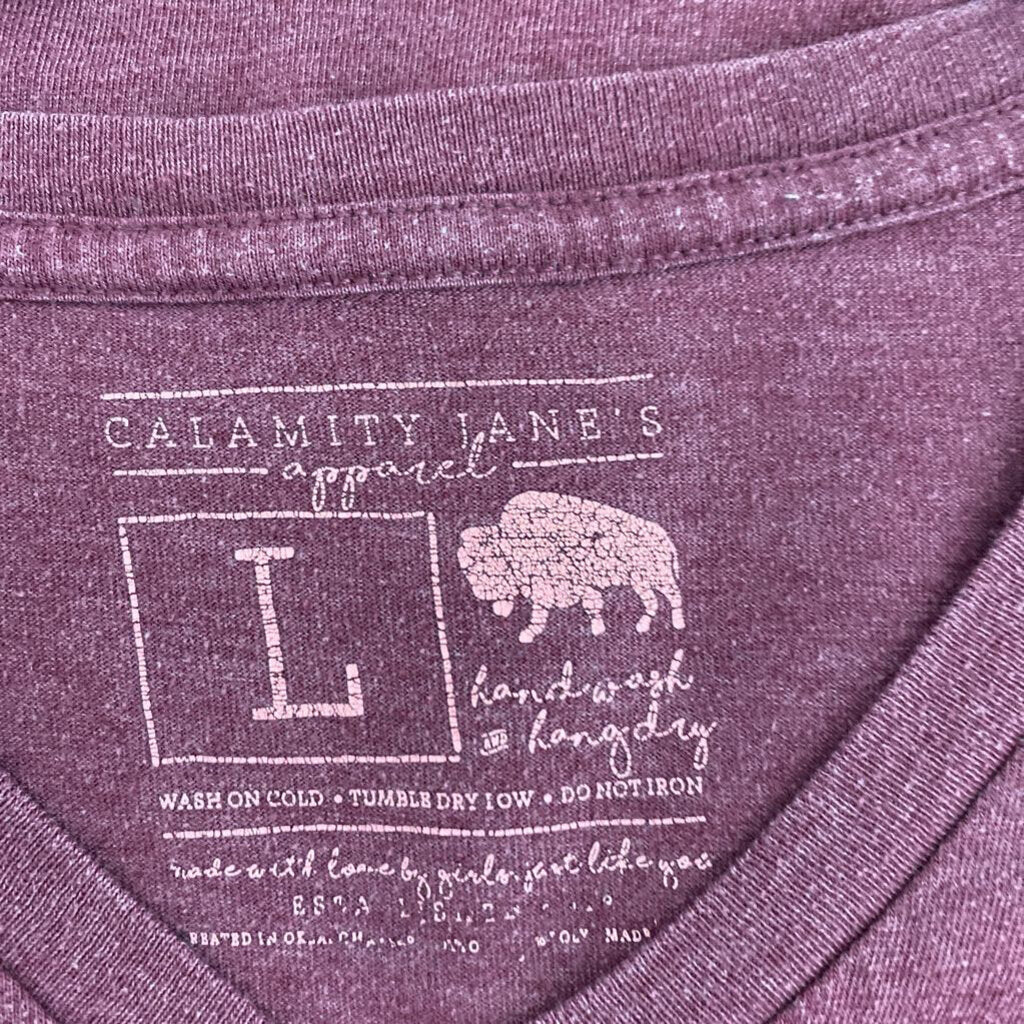 LADIES GRAPHIC TEE