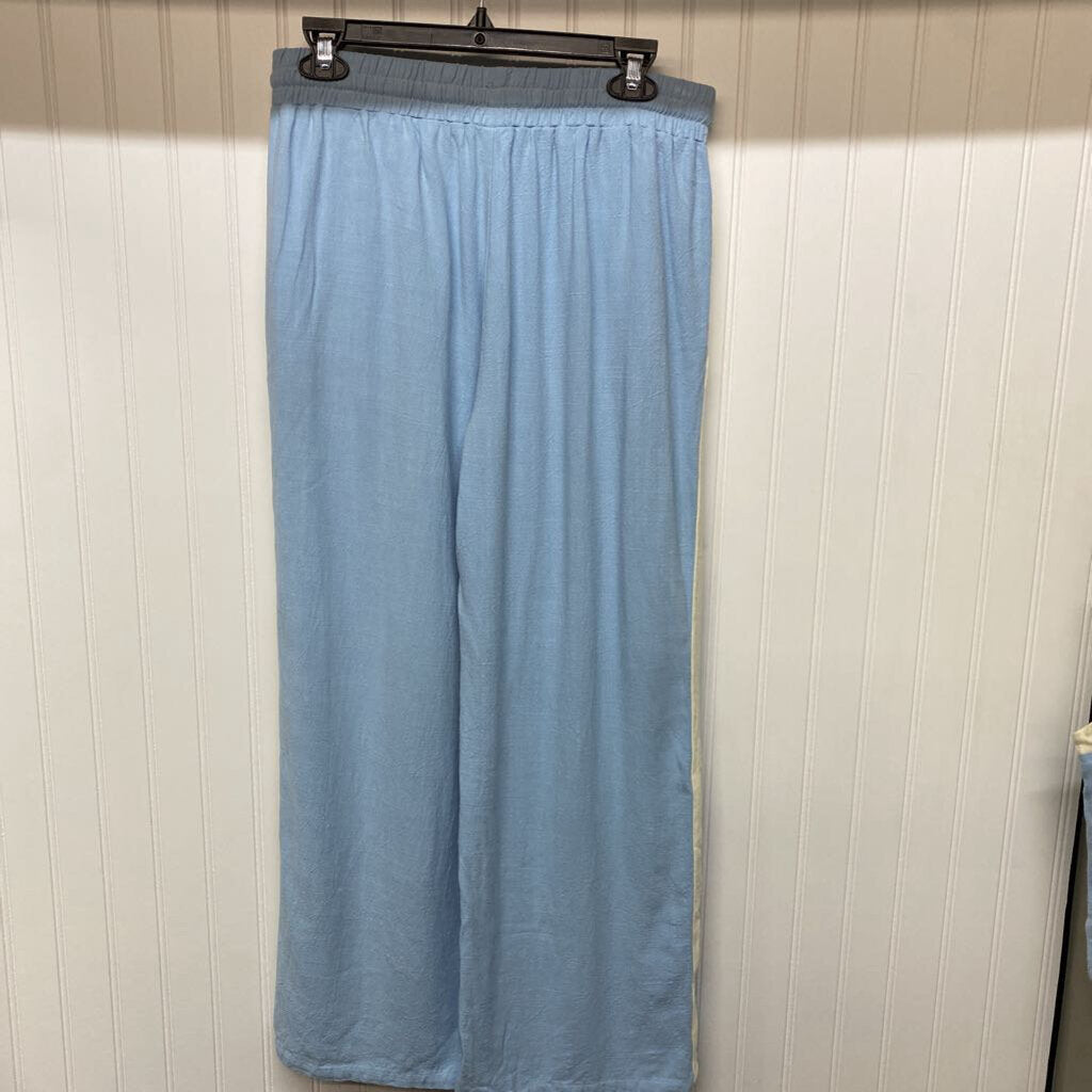 SLEEVELESS TOP AND MATCHING PANTS