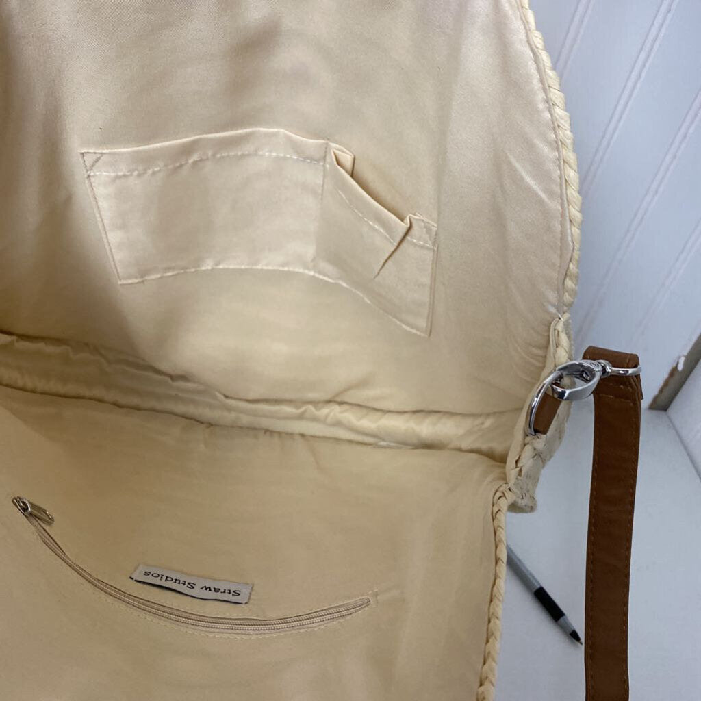 ROUND STRAW PURSE
