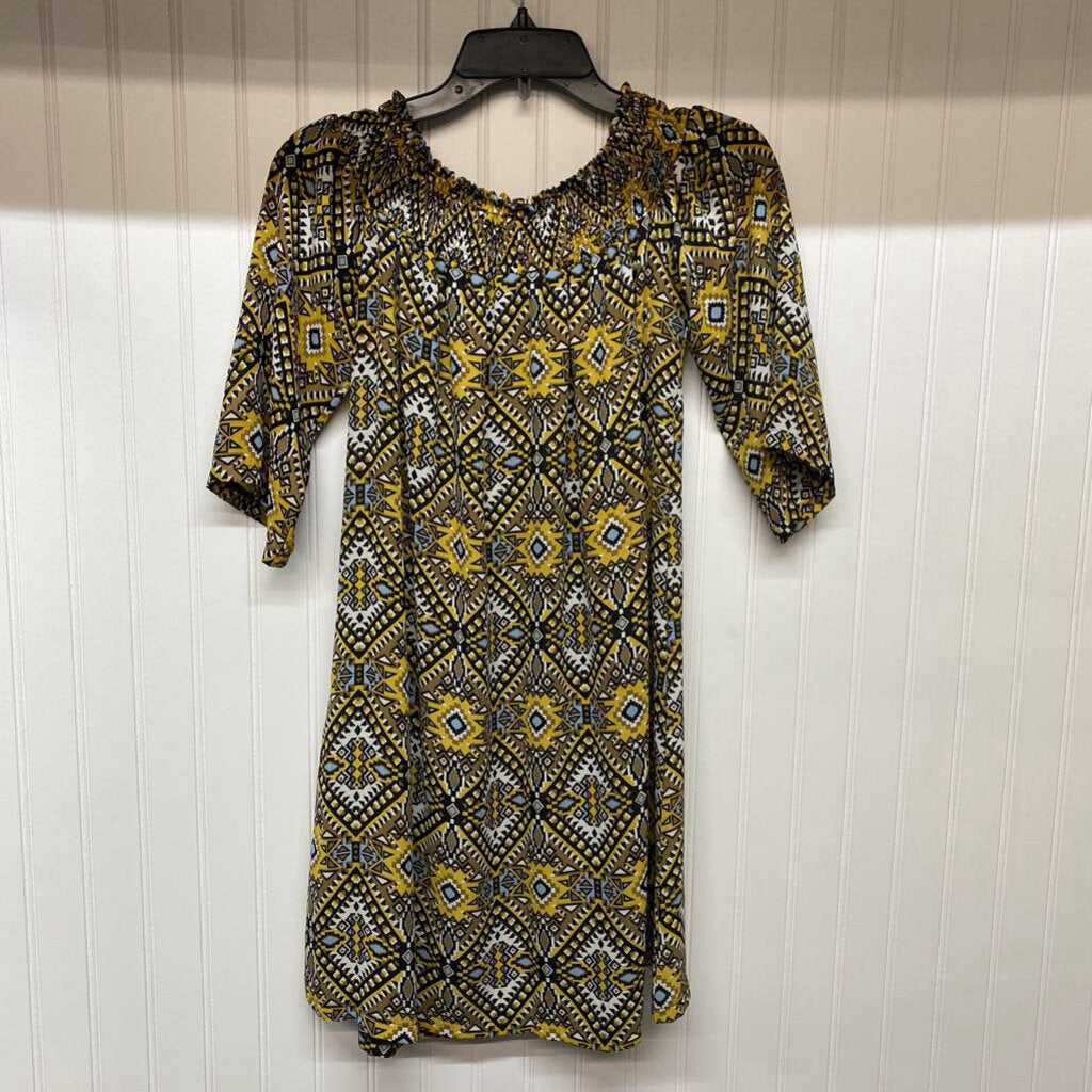 FLOWY SHORT SLEEVED