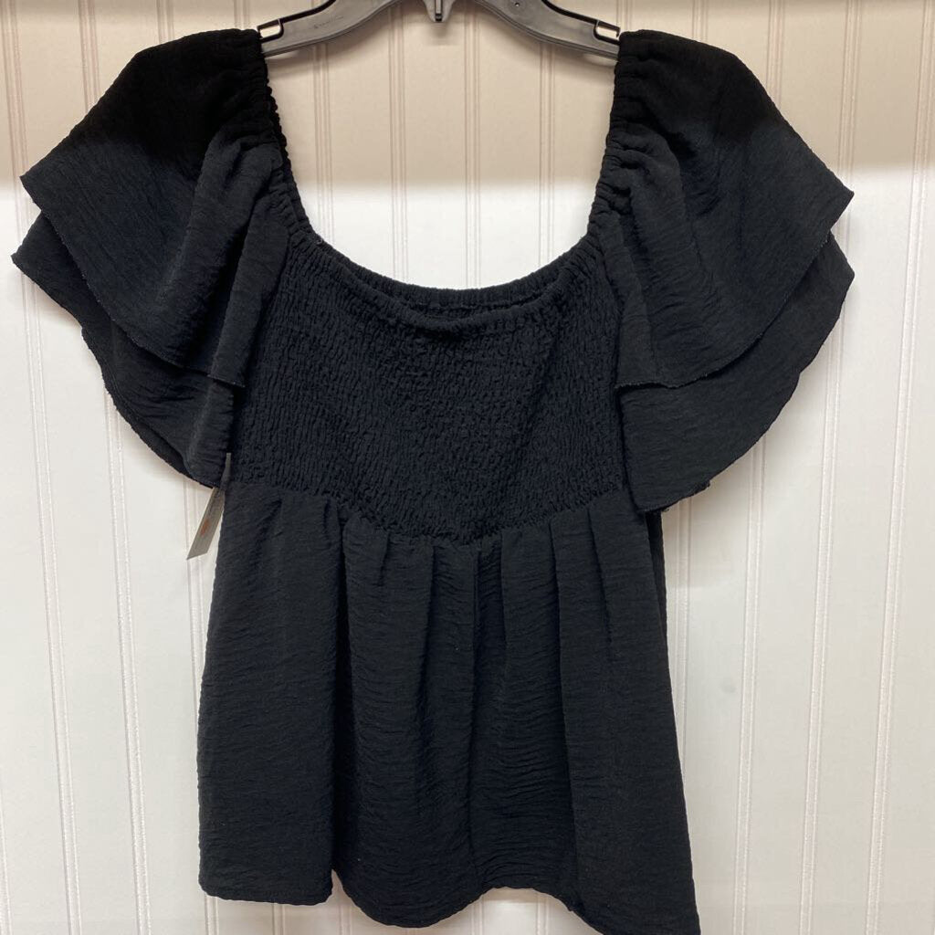 RUFFLED SLEEVE BLOUSE
