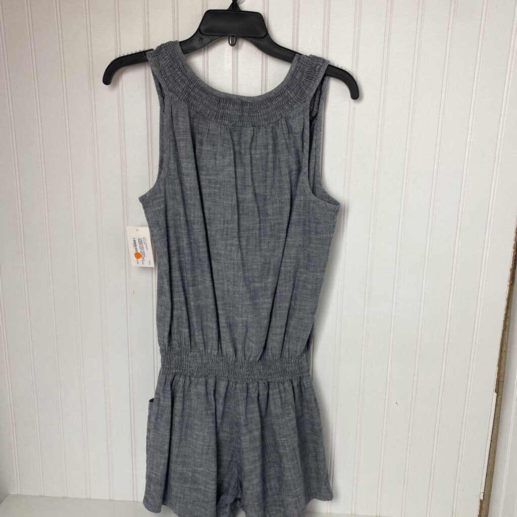 SLEEVLESS SHORT ROMPER