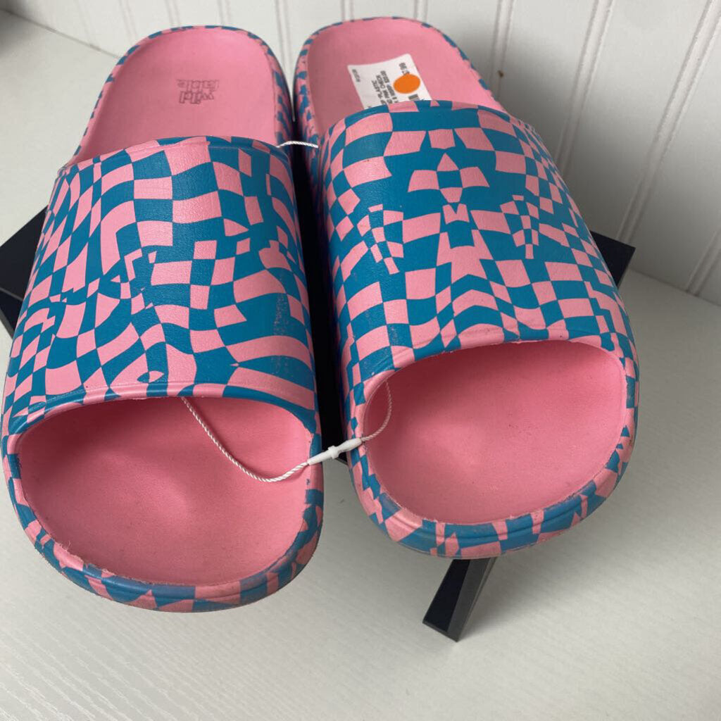 *PLASTIC SLIDES BLUE AND PINK CHECK PRINT
