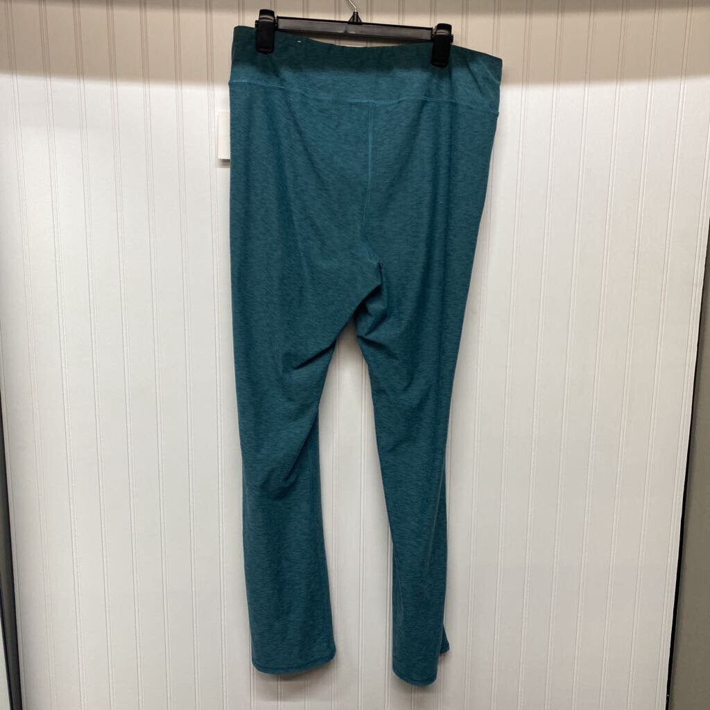 YOGA PANTS