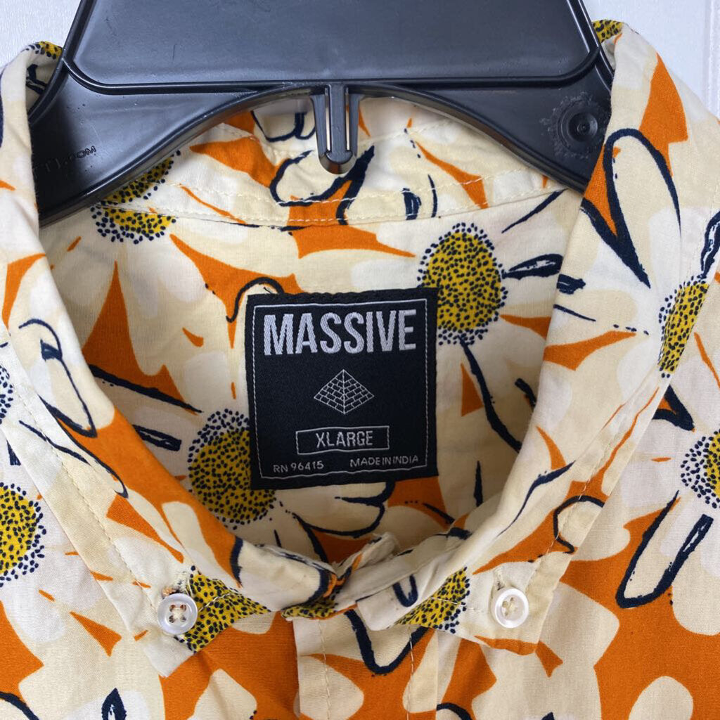 FLORAL SHORT SLEEVED