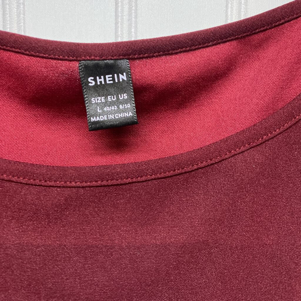 SHORT SLEEVE PLEATED SKIRT DRESS