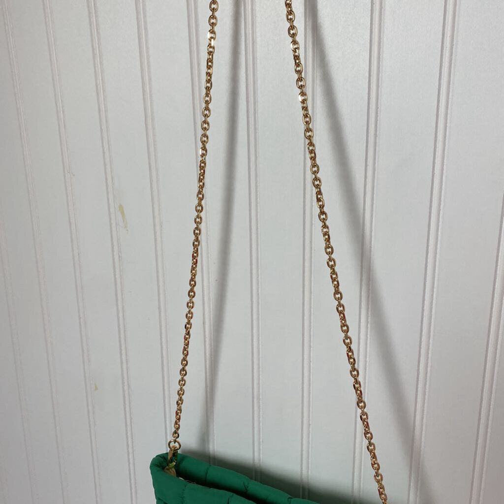 CROSSBODY