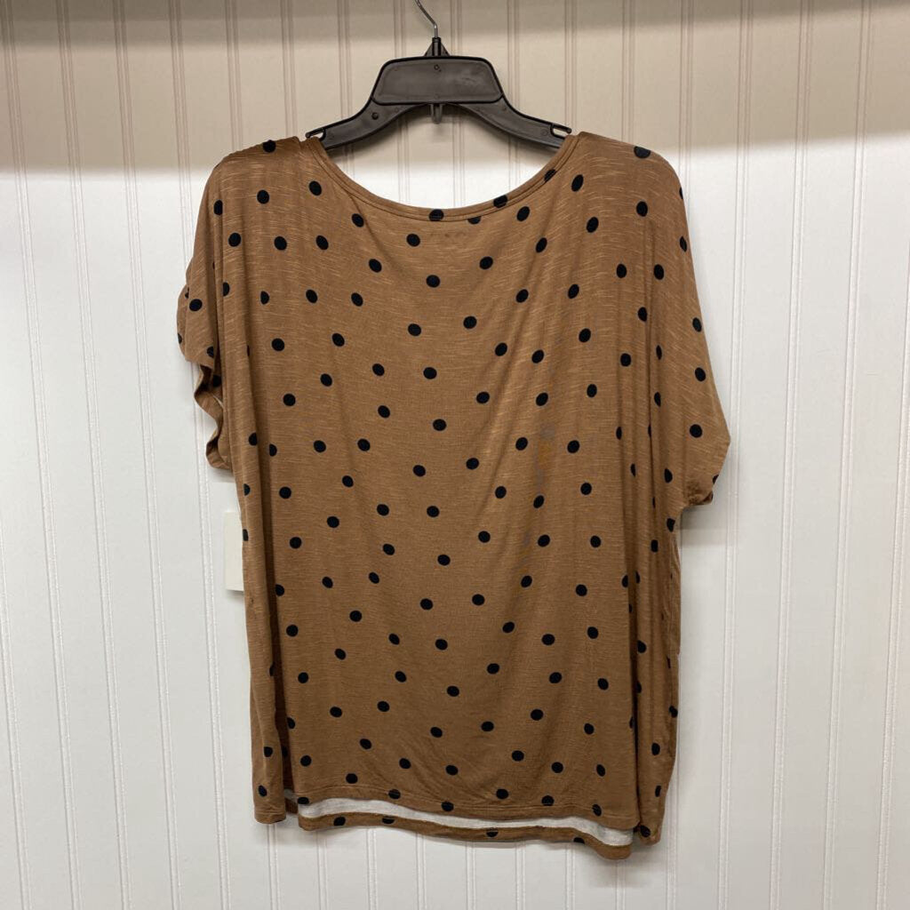 SHORT SLEEVE TOP