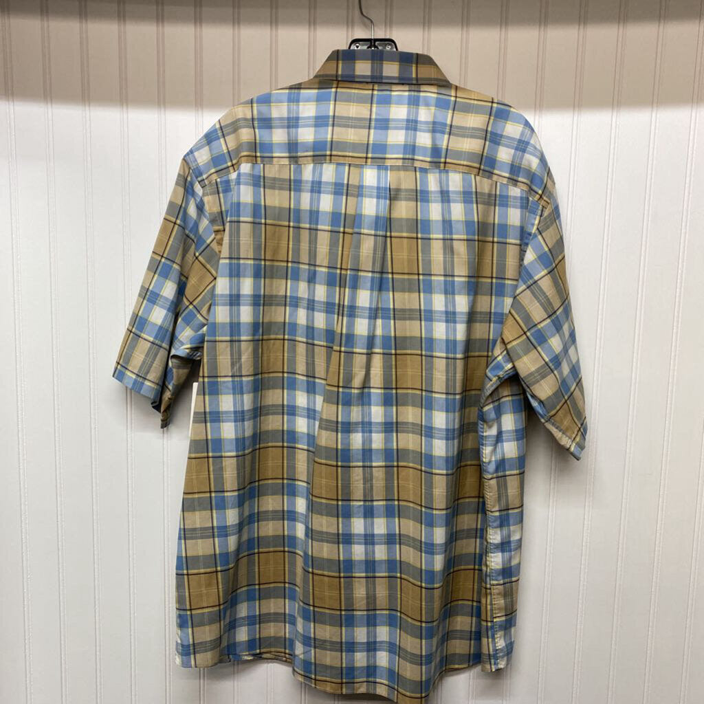 SHORT SLEEVED BUTTON DOWN