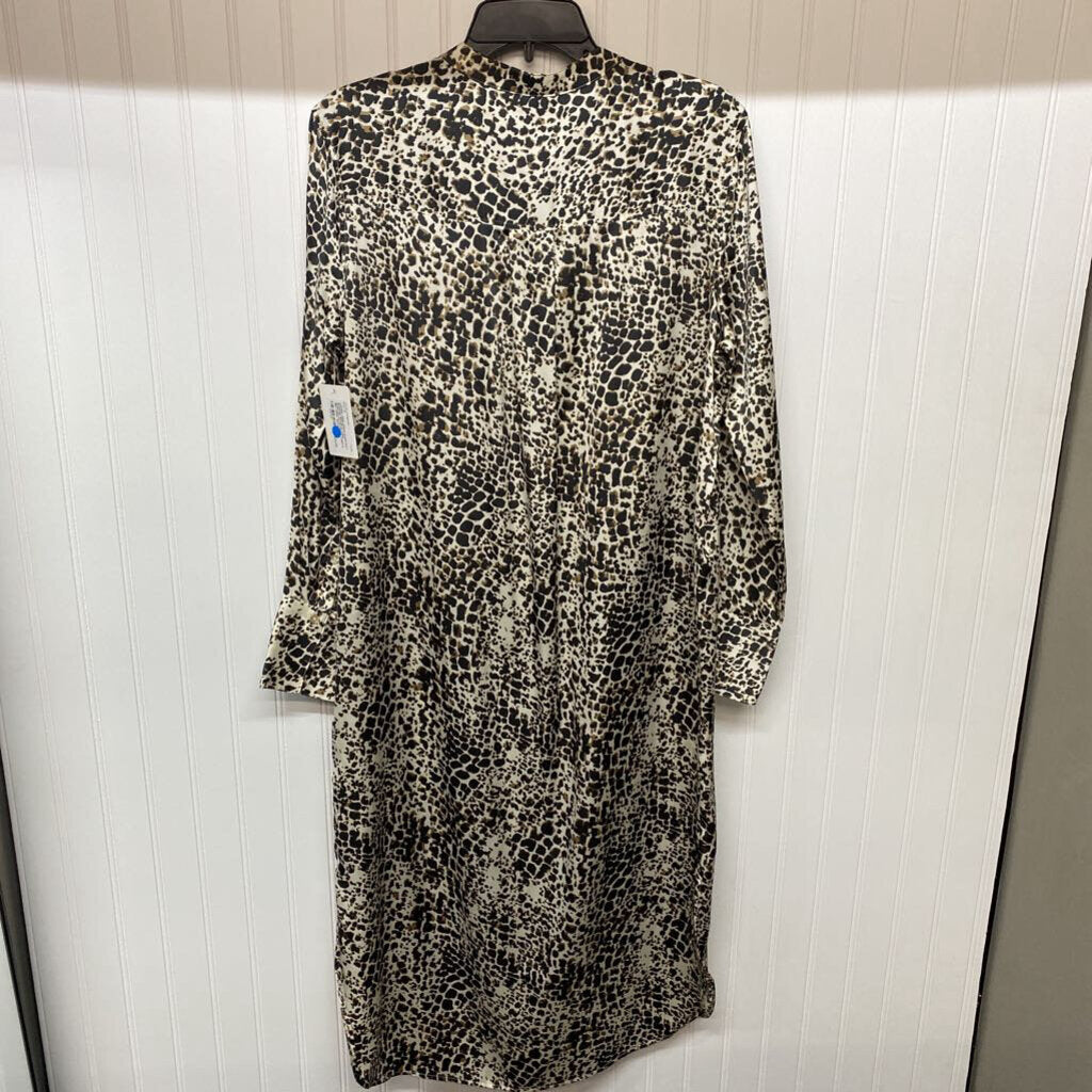LONG SLEEVED SATIN DRESS