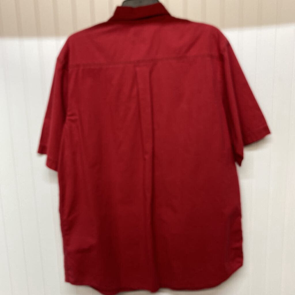 *SHORT SLEEVE BUTTON UP SHIRT