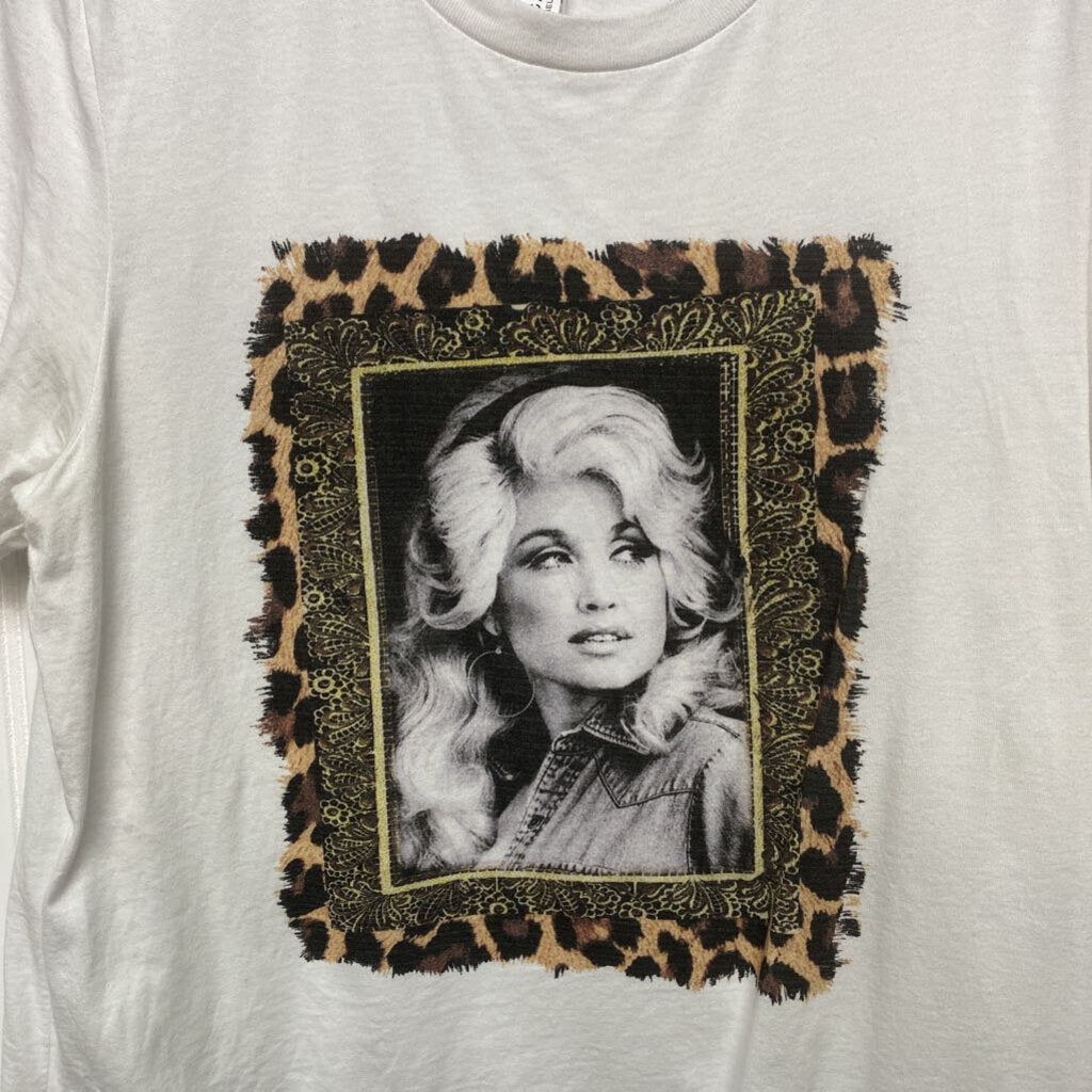 *YOUNG DOLLY PARTON GRAPHIC TEE
