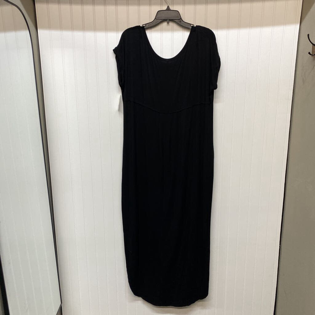 SHORT SLEEVE MAXI DRESS