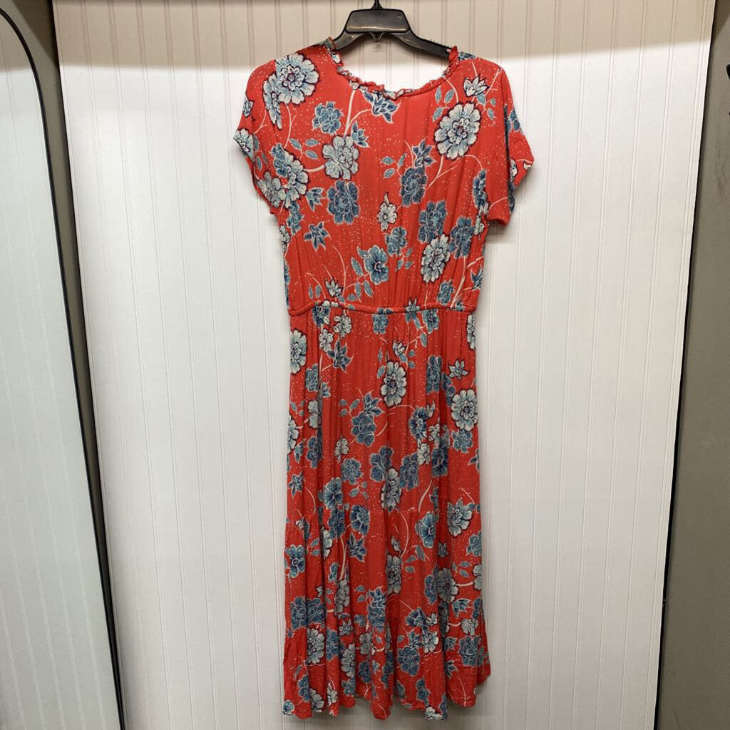 SHORT SLEEVED V NECK DRESS