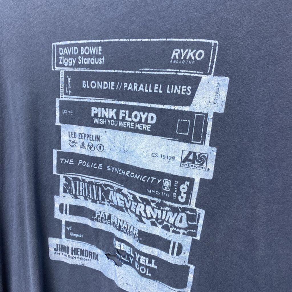 *"CASSETTE TAPE STACK" DISTRESSED SHORT SLEEVE GRAPHIC TEE