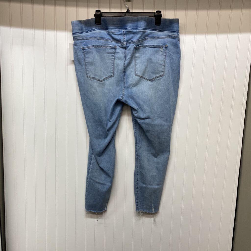 WOMENS PLUS JEGGINGS