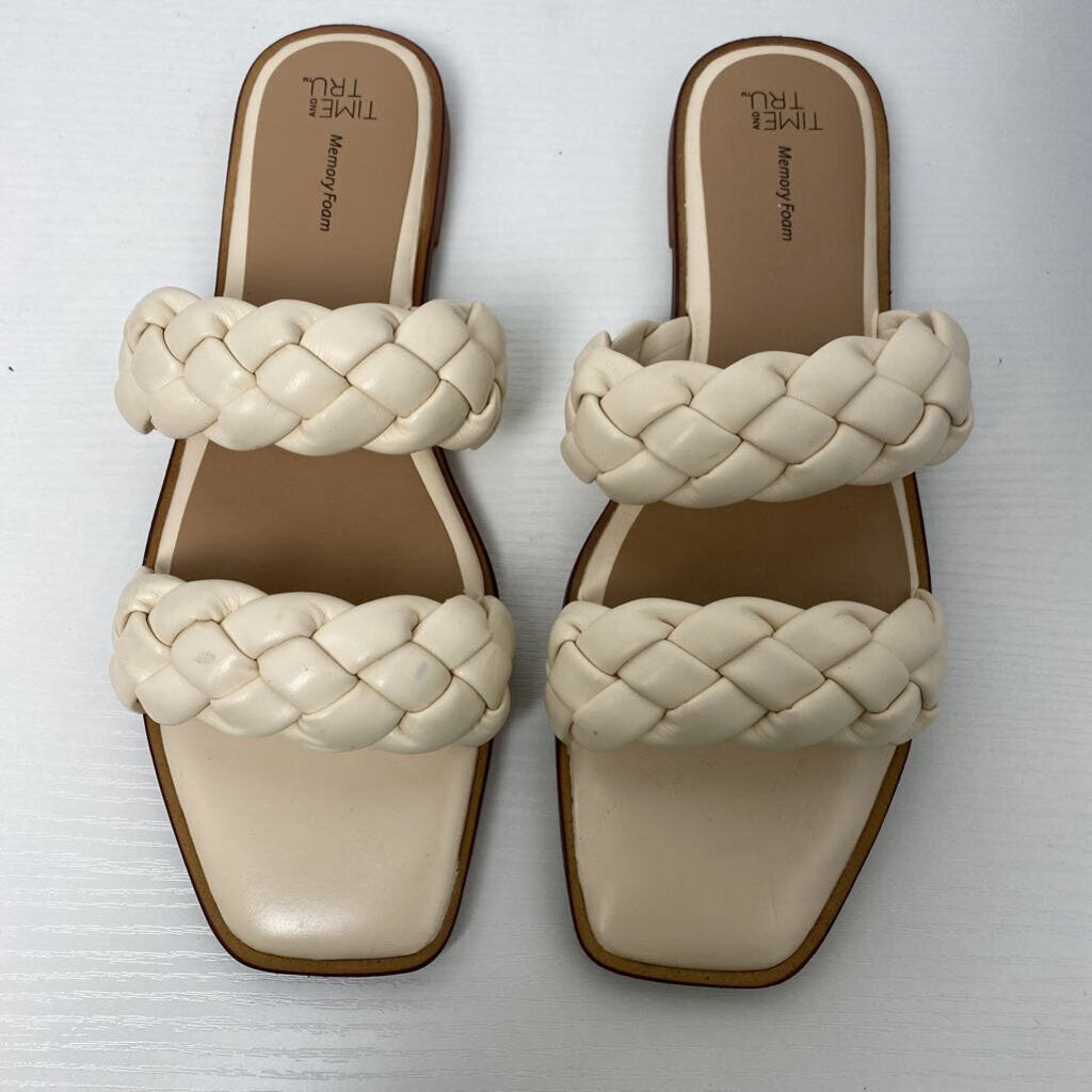 OPEN TOED MEMORY FOAM SANDALS