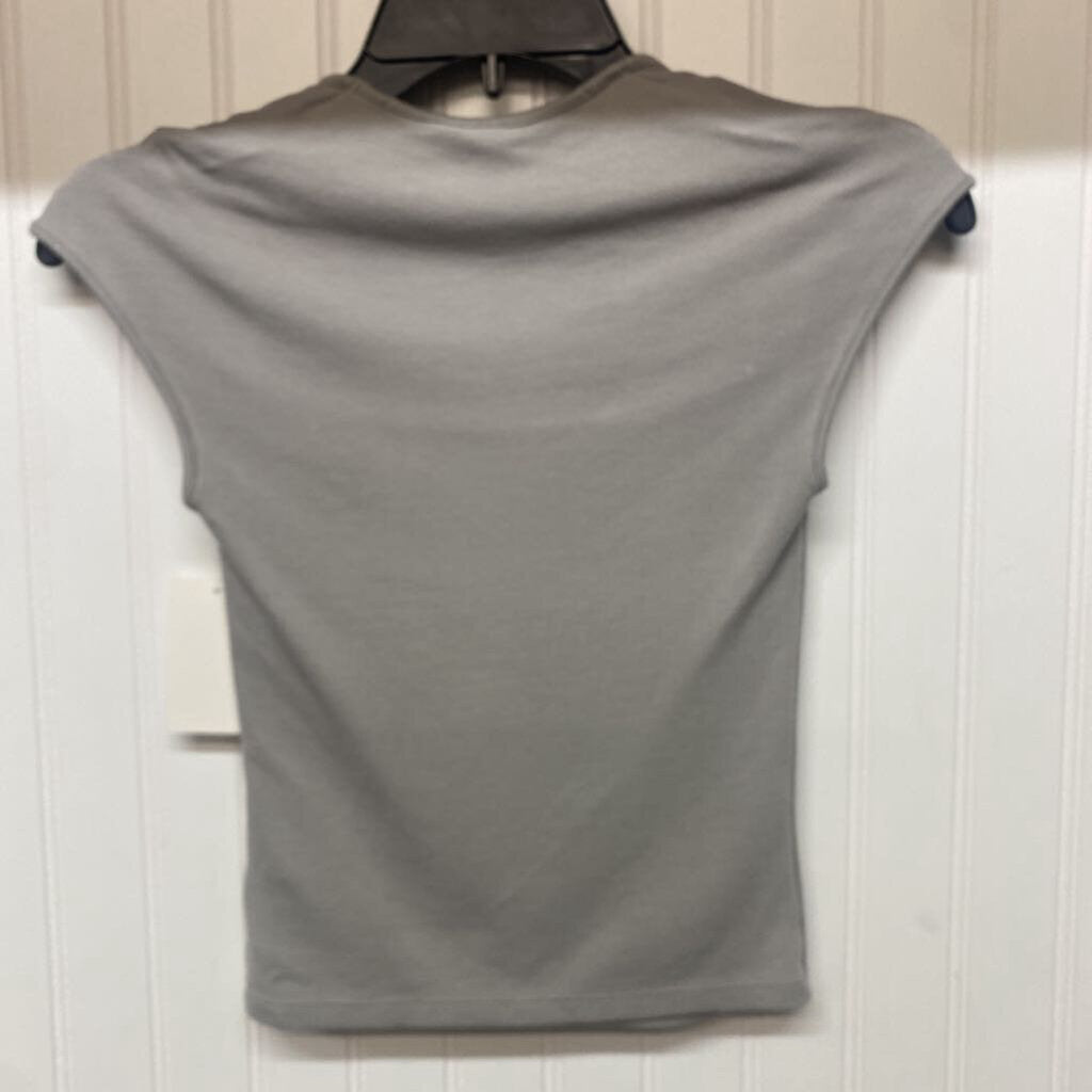SQUARE NECK CAP SLEEVED