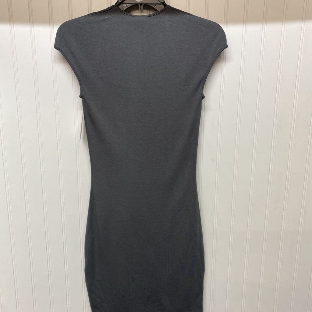 SQUARED NECK SLEEVLESS DRESS
