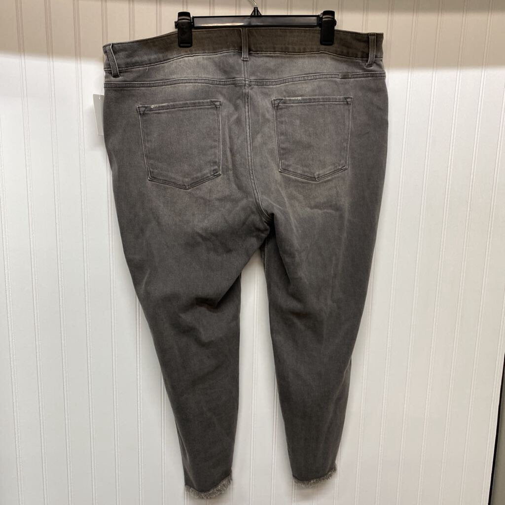 WOMENS PLUS DENIM JEANS