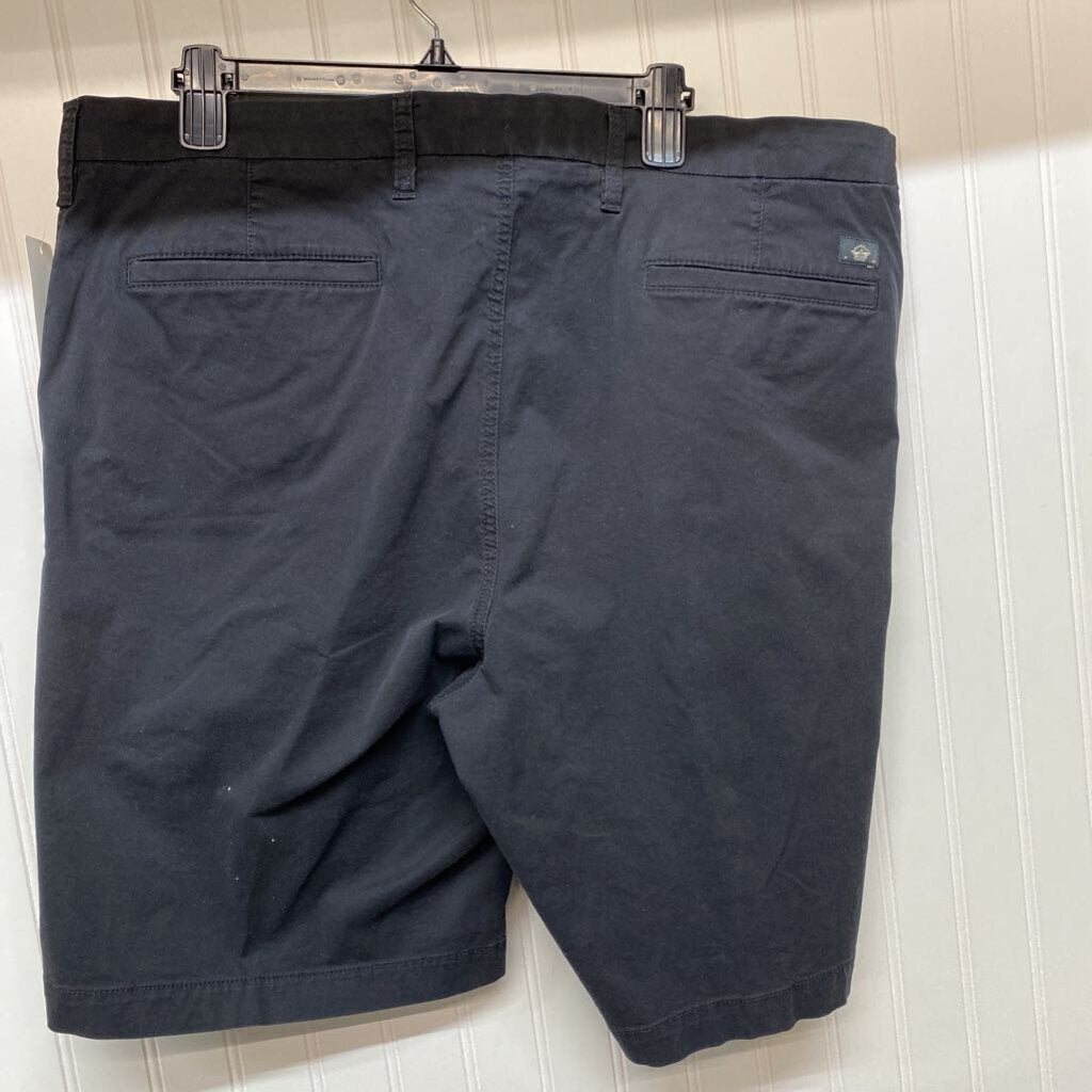 FLAT FRONT CASUAL SHORTS