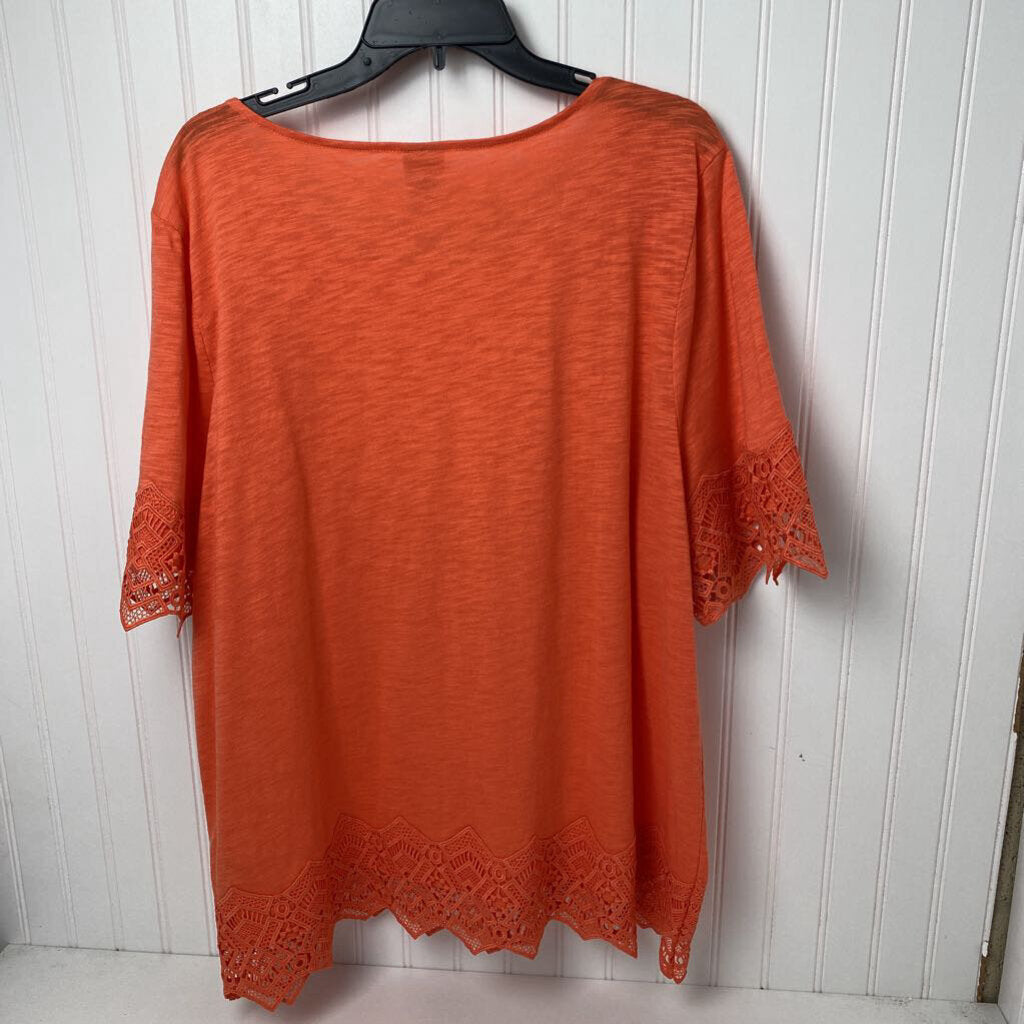 SHORT SLEEVE TOP