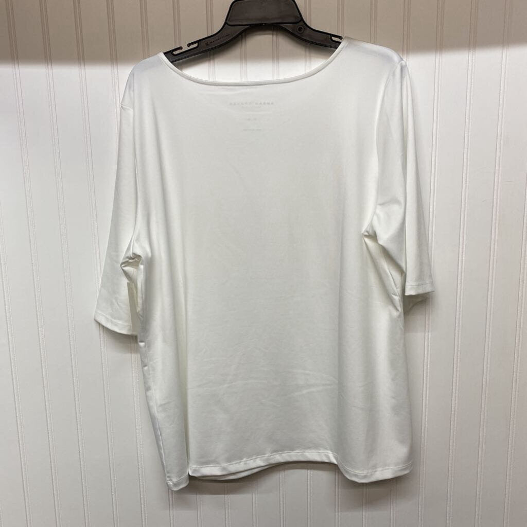 WHITE BASIC TOP