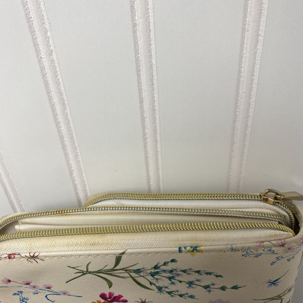 FULL ZIP FLORAL WALLET ON STRAP