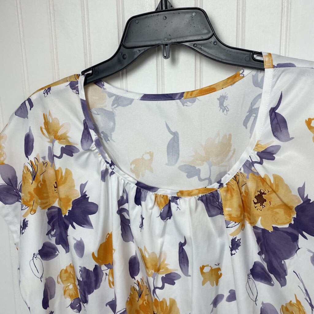 SHORT SLEEVE FLORAL PRINT BLOUSE