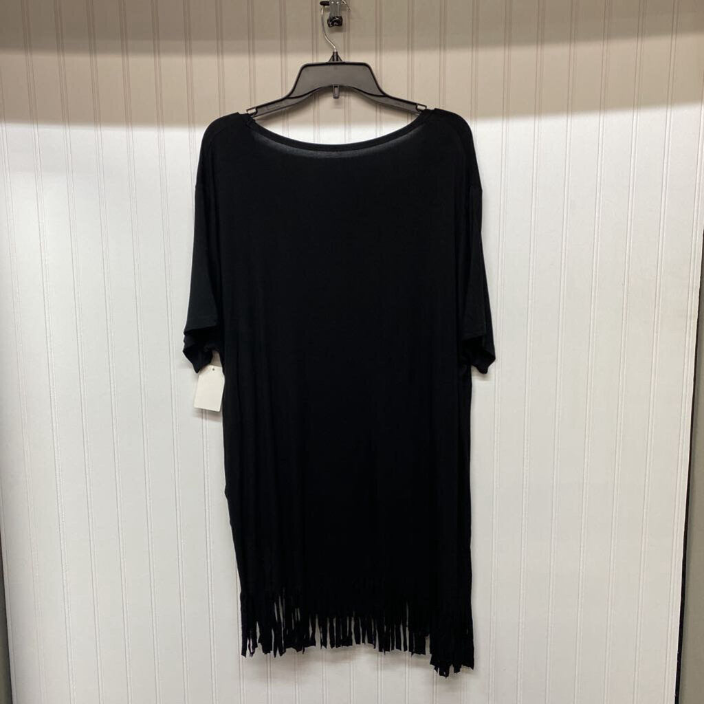 BASIC BLACK SHIRT
