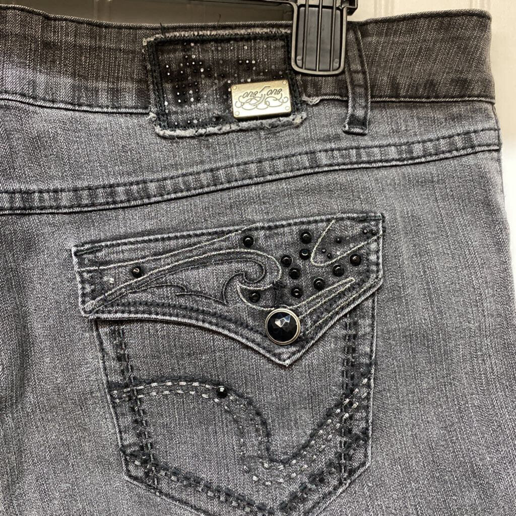 GRAY JEANS