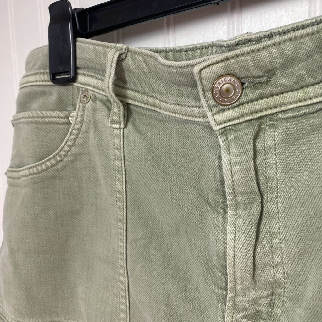 GREEN DENIM SHORTS